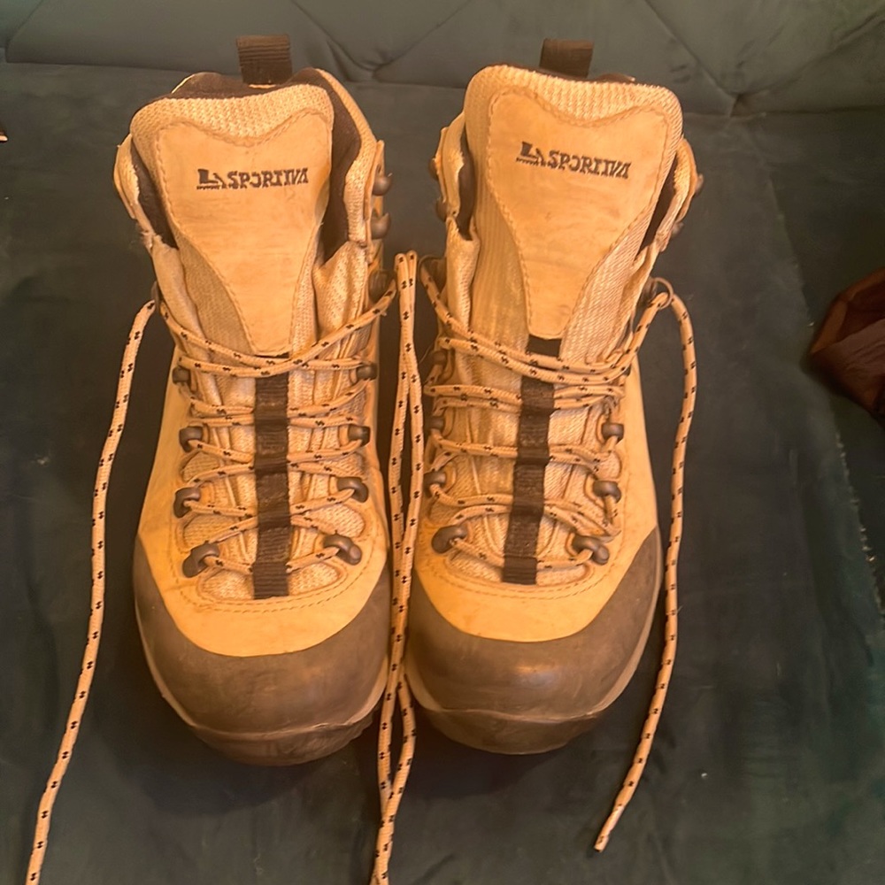 Sportiva hiking boots